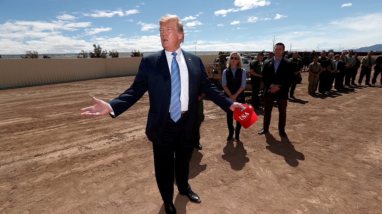 Trump: Farage should negotiate Brexit and 'walk away' without a deal