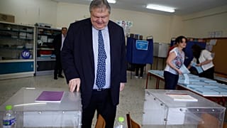 Ο Καμίνης «διχάζει» το ΚΙΝΑΛ-Αποχωρεί ο Ε.Βενιζέλος 