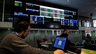 Bloomberg: Το ελληνικό χρέος ίσως δεν είναι πια το φόβητρο της Ευρώπης