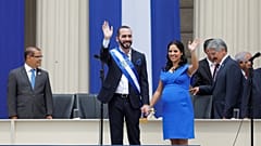 In El Salvador giura nuovo presidente