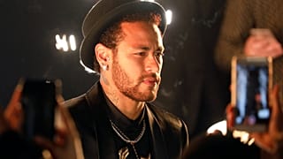 Neymar defende-se de acusação de violação