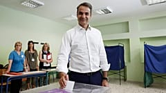 Μητσοτάκης: Να συμμετέχουν οι πολίτες στην γιορτή της Δημοκρατίας