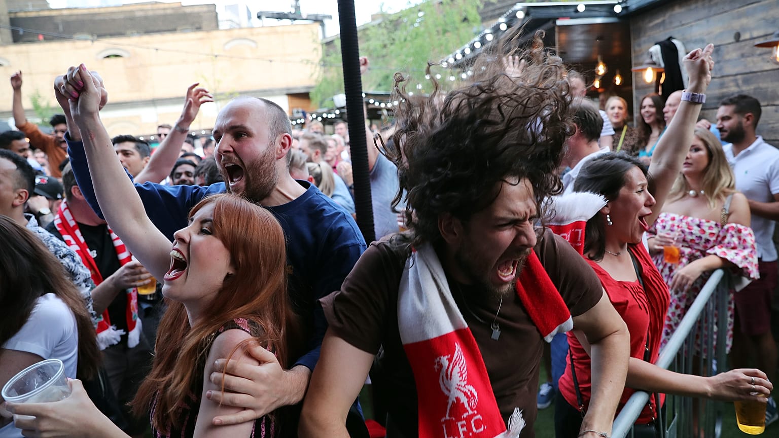 Így ünnepelték a Liverpool szurkolói a BL-címet