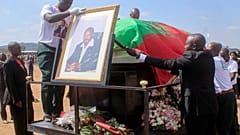 Restos mortais de Jonas Savimbi já repousam em Lopitanga