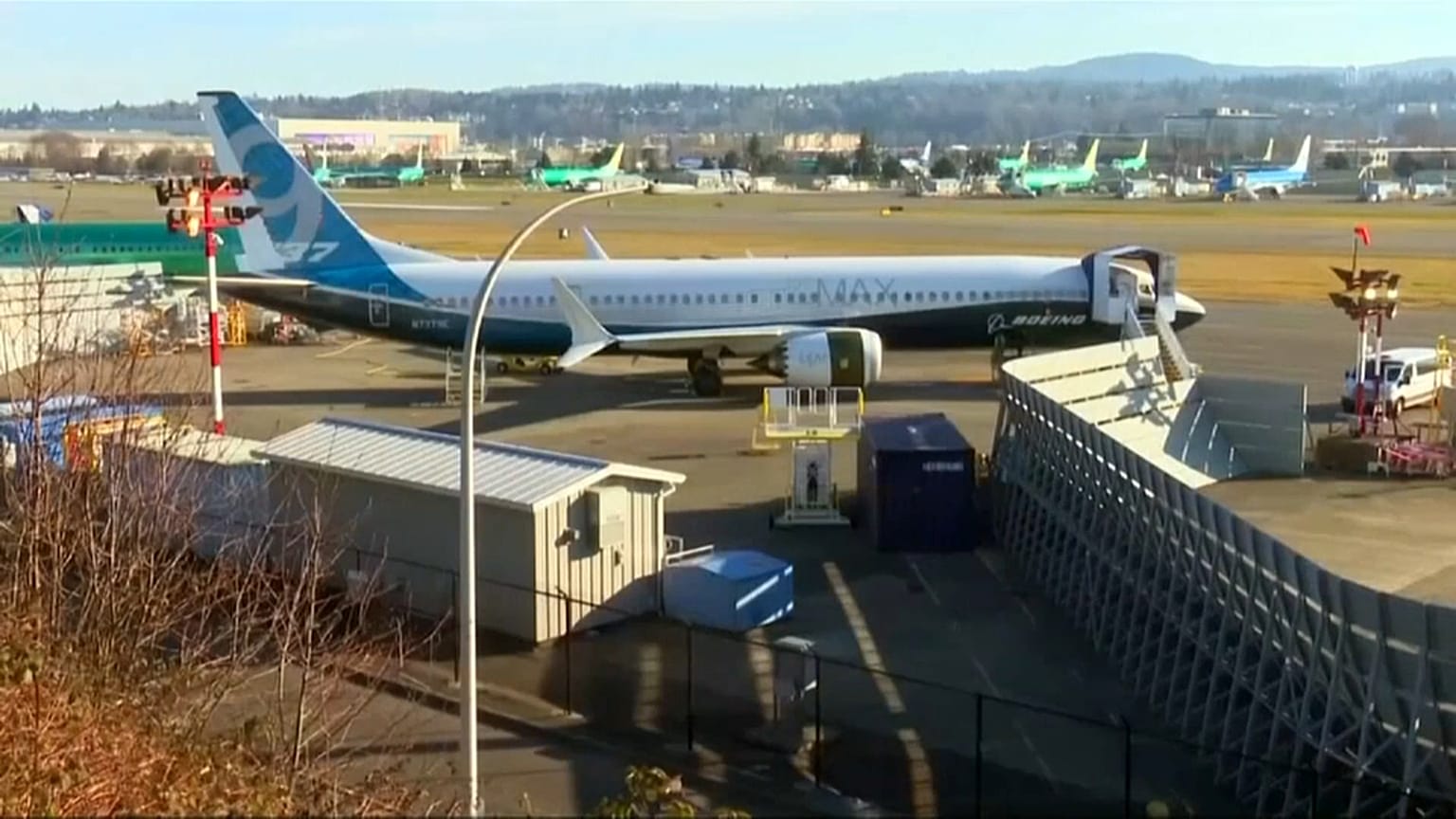 Boeing 737: difettose anche le ali