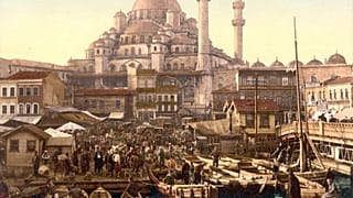 İslambol'dan türetme mi yoksa yabancı dil kökenli mi: İstanbul'un adı nereden geliyor?
