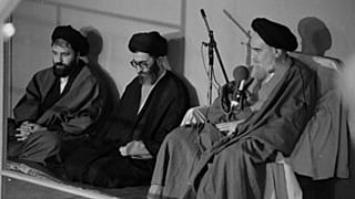 خمینی در سال آخر حیات؛ از «سر کشیدن جام زهر» تا «برکناری» منتظری