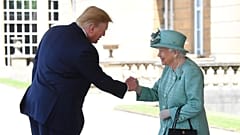 Királyi fogadás az amerikai elnöknek