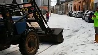 Watch: extraordinary hailstorm hits Puglia, in southern Italy
