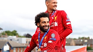 لاعب ليفربول محمد صلاح خلال احتفال فريقه باحراز اللقب دوري ابطال اوروبا