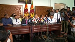 استقالة جماعية لمسؤولين مسلمين في سريلانكا تضامناً مع وزير الصناعة 