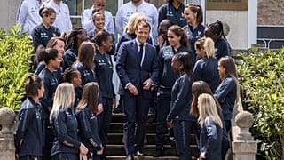 "Coach Macron" et ses conseils aux Bleues