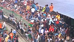 Video | Bangladeşlilerin Ramazan Bayramı öncesi yolculuk çilesi