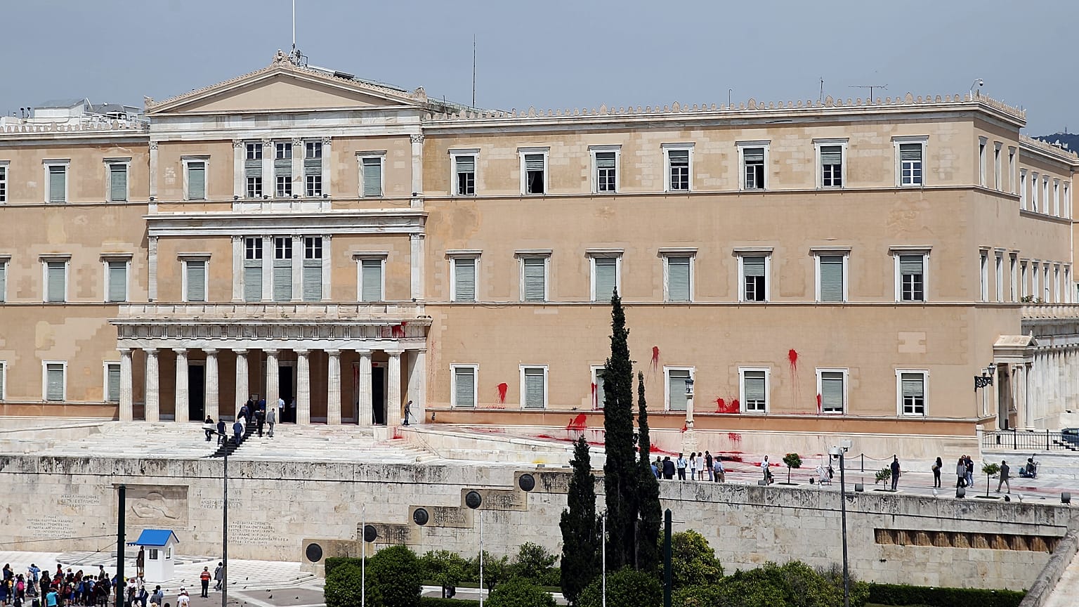 Athen fordert Berlin zu Gesprächen über Reparationszahlungen auf