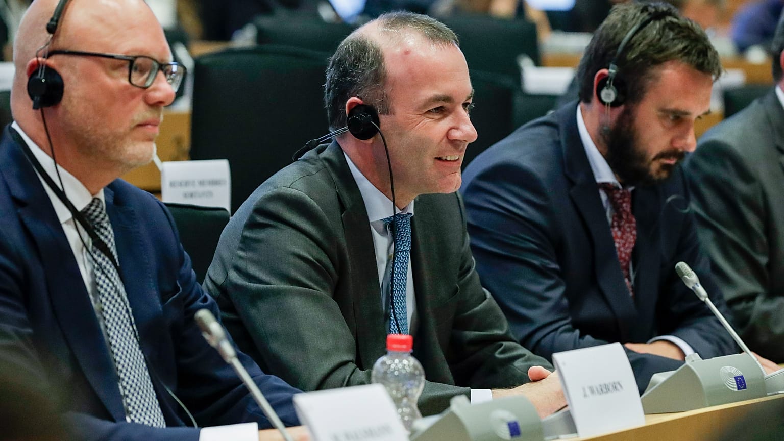 Egyhangú döntéssel lett Weber frakcióvezető