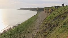 D-Day-Gedenken: US-Soldaten landen in der Normandie