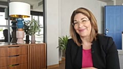 Naomi Klein: "Die Eliten sind in Panik"