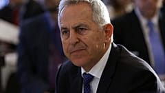 Ο υπιουργός Εθνικής Άμυνας Ευάγγελος Αποστολάκης 