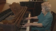 Meet the pianist from Poland who is still playing at 108