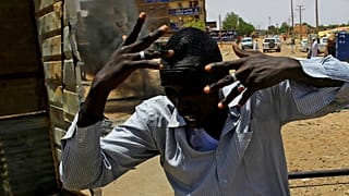 تعلیق عضویت سودان در اتحادیه آفریقا به دلیل شدت گرفتن تنش‌ها