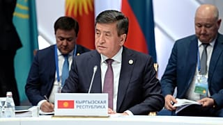 Kırgızistan Cumhurbaşkanı Sooronbay Ceenbekov