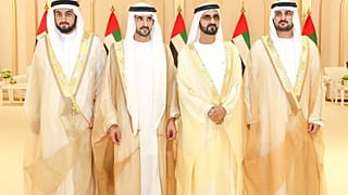 الشيخ محمد بن راشد مع ابنائه