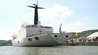 Kriegsschiff "Monge" - der Star in Rouen