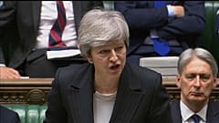Reino Unido: May à espera do senhor que se segue
