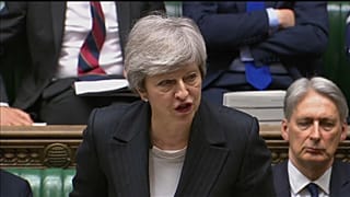 Reino Unido: May à espera do senhor que se segue