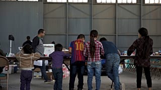 Macaristan'a göçmen çocukları cinsel istismardan yeterince korumama suçlaması