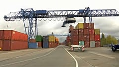 Germania, brusca frenata per la locomotiva d'Europa. Stime di crescita riviste allo 0,6%