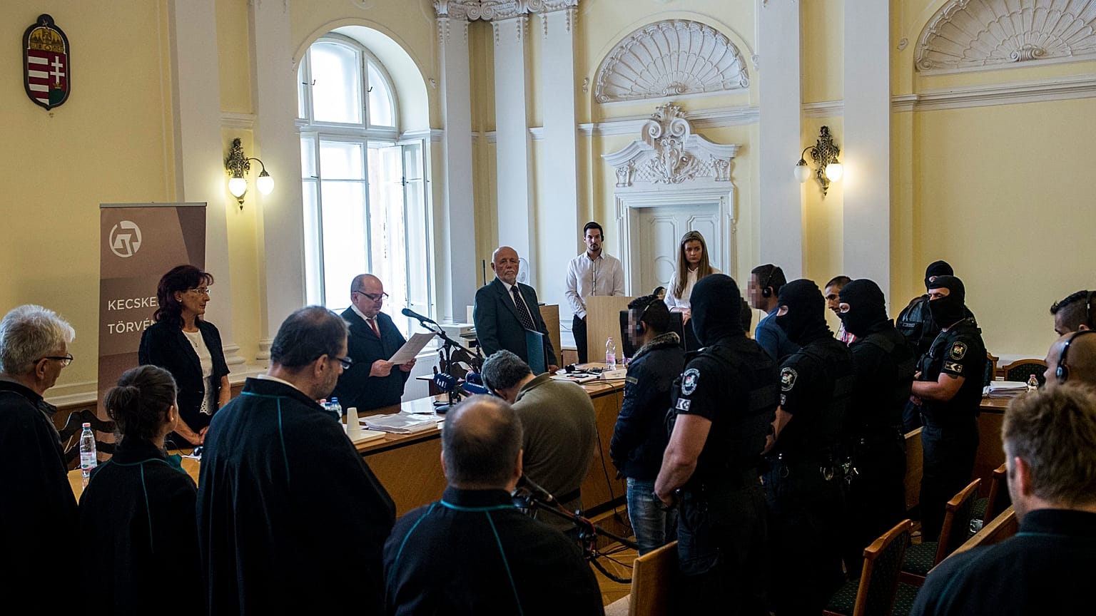 Életfogytiglant kaphatnak a halálkamion-ügy vádlottjai