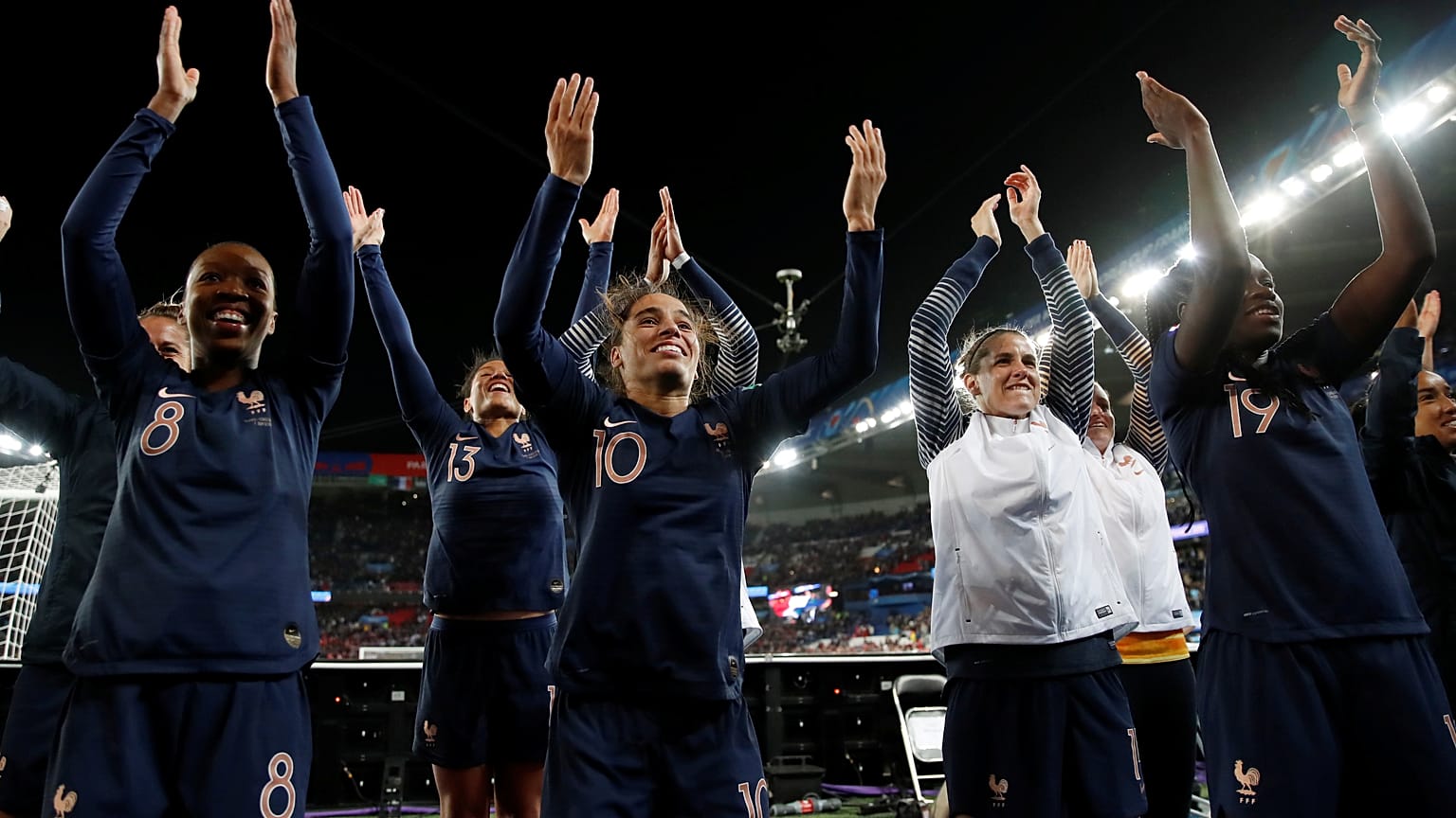 Frankreich gewinnt WM-Eröffnung: "45.000 Menschen im Stadion, gigantisch"