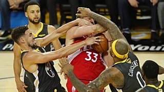 NBA Finalleri: Golden State Warriors'u mağlup eden Toronto Raptors ilk şampiyonluğuna çok yakın
