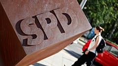 Almanya'da büyük koalisyon sarsılıyor: Yeşiller'in yükselişiyle SPD gözünü sol ittifaka çevirdi