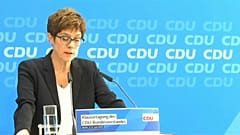 Germania, la leader della Cdu attacca i Verdi