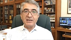 Karatepe: Türkiye'nin S-400 krizindeki 'uzlaşı politikası' TL'yi korudu
