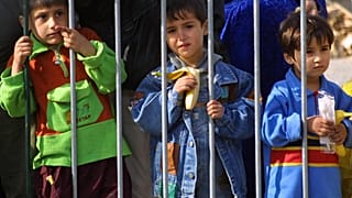 Suriye’deki Kürtler, ailesi IŞİD'li olan 12 çocuğu Fransa’ya teslim etti