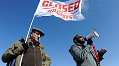 Manifestazione di fornte alla Sea Watch 3 lo scorso 26 gennaio 2019