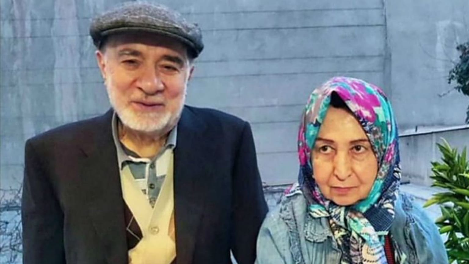 حصر موسوی و رهنورد؛ امکان دسترسی محدود به تلفن همراه و ماهواره 
