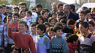 Türkiye, IŞİD'e katılan iki eşli ve 9 çocuklu militanı ailesiyle birlikte Fransa’ya teslim etti