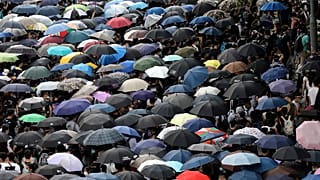Protestos bloqueiam parlamento de Hong Kong