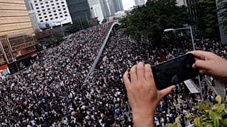 Hong Kong: los manifestantes frenan el debate sobre la ley de extradición