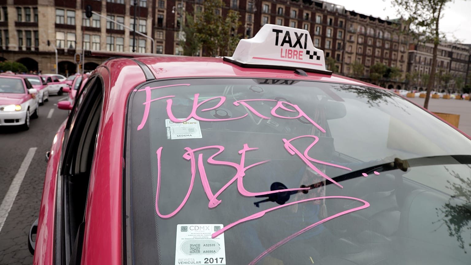 Uber taksi Melbourne, Dallas ve Los Angeles'ta uçmaya başlıyor