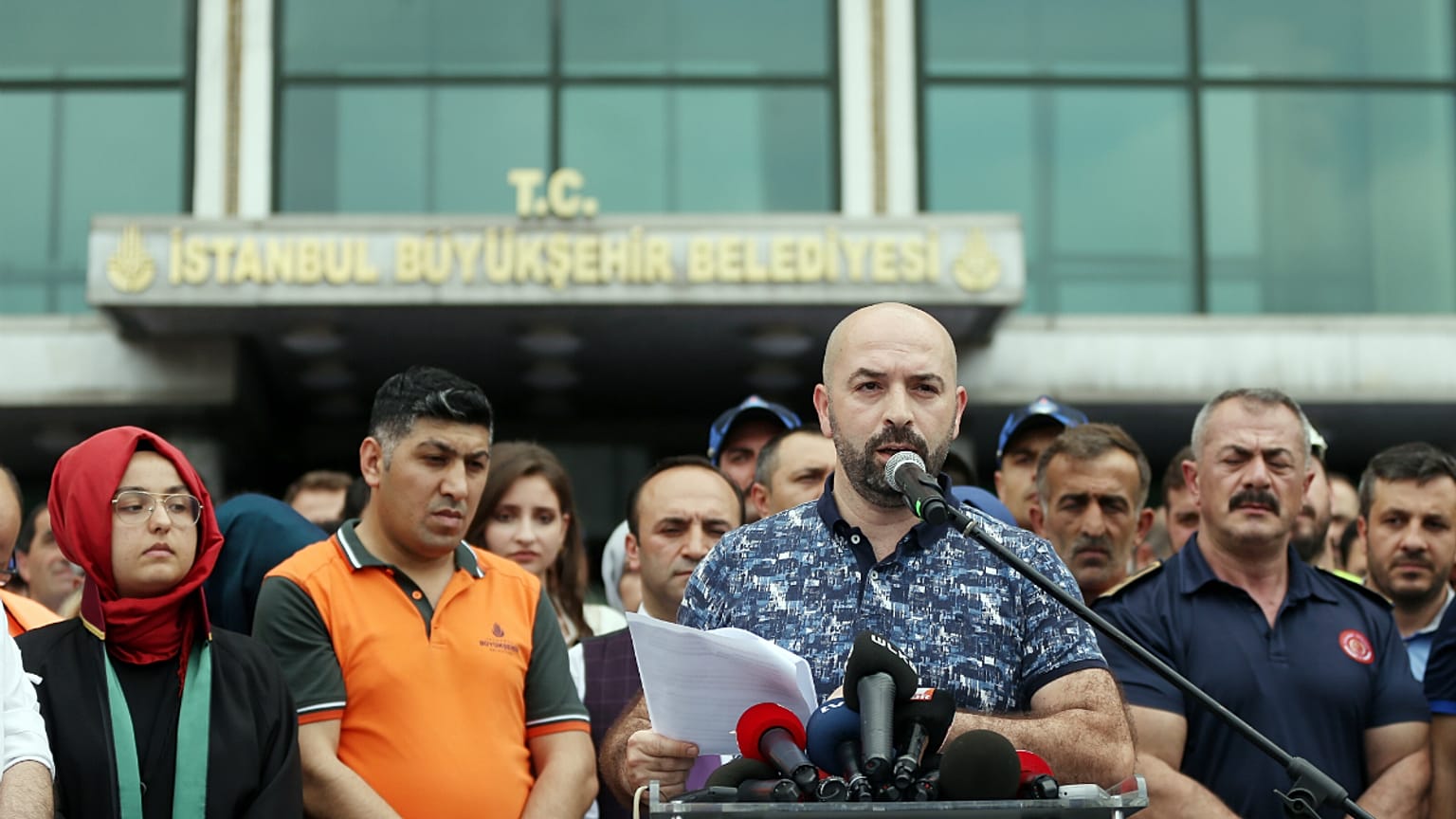 İBB çalışanlarından israf tartışmasına ilişkin açıklama: 'İddialar dayanaksız ve çarpıtma'