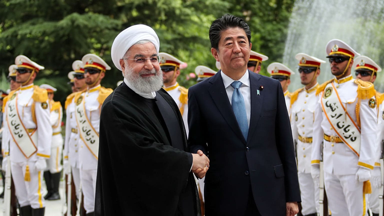 آبه در دیدار با روحانی: از ایران می‌خواهم به برجام پایبند بماند