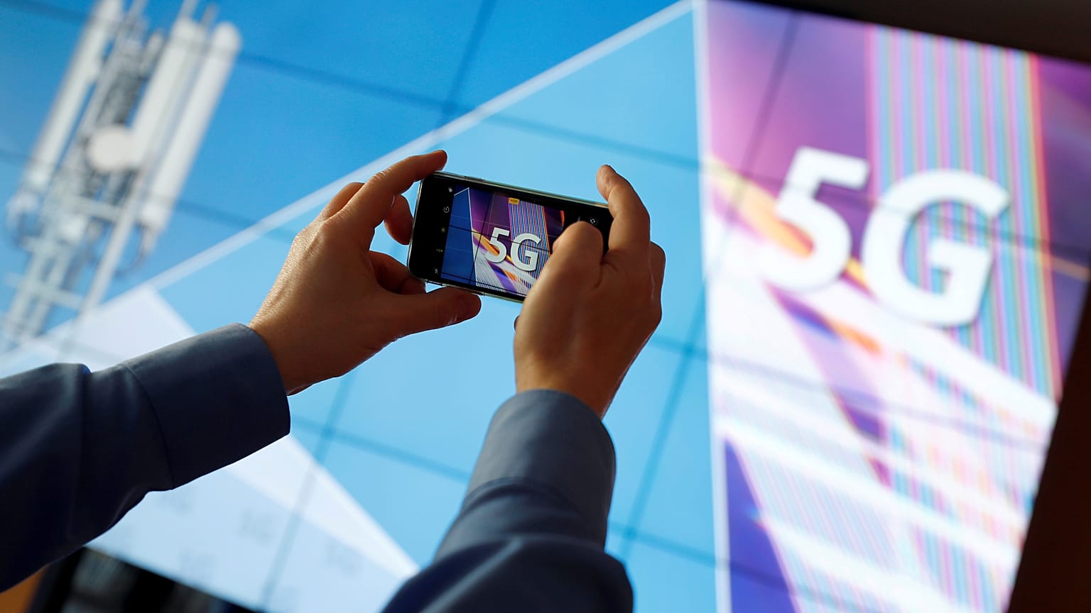 Beszállhat az állam a magyarországi 5G-hálózat kiépítésébe
