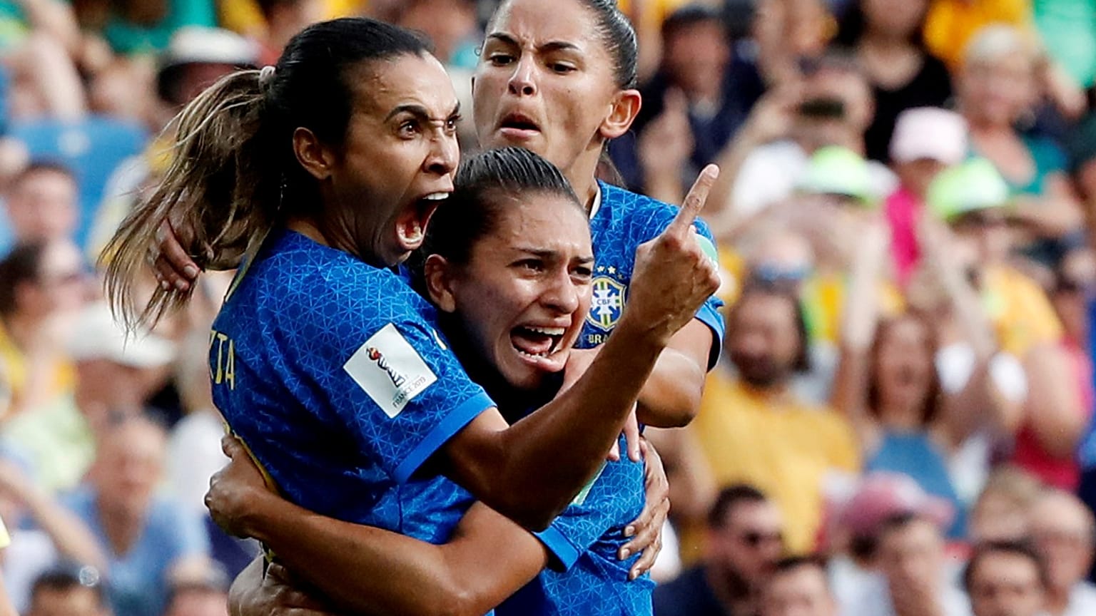 Marta ataca, Marta marca: Brasileira bate recorde
