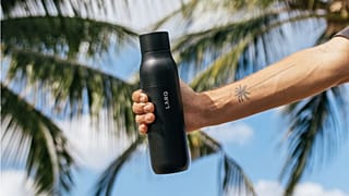 Self-cleaning reusable water bottle hits Europe
