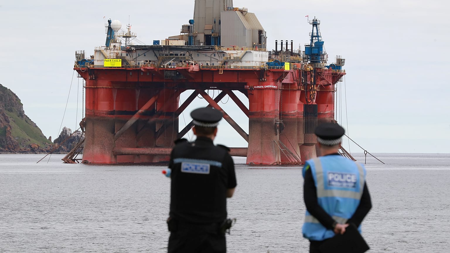 ‘Climate of urgency’: Tensions rising amid Greenpeace's BP protests 